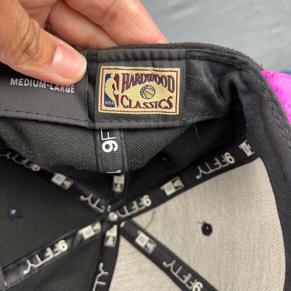 Chicago Bulls Hat Snakeskin Style New Era 9Fifty Strapback Hardwood Classics NBA - Picture 7 of 14